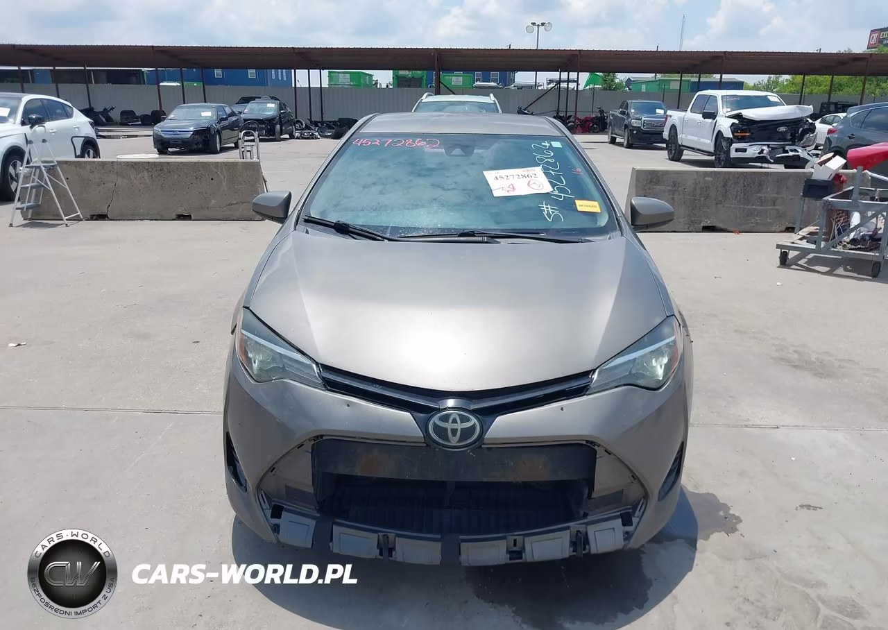 2017 Toyota Corolla Le VIN:5YFBURHE4HP599648 - 13