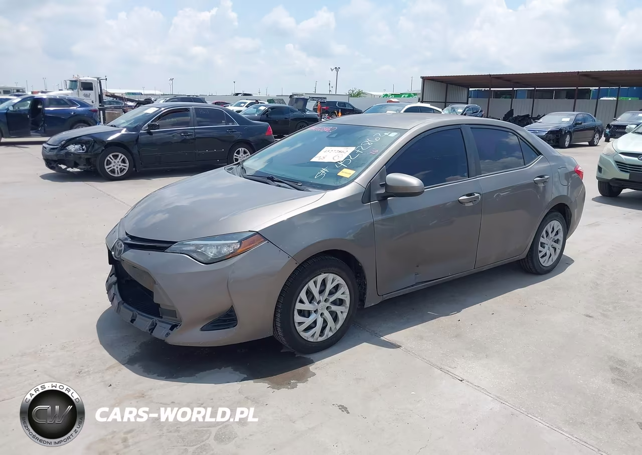 2017 Toyota Corolla Le VIN:5YFBURHE4HP599648 - 2