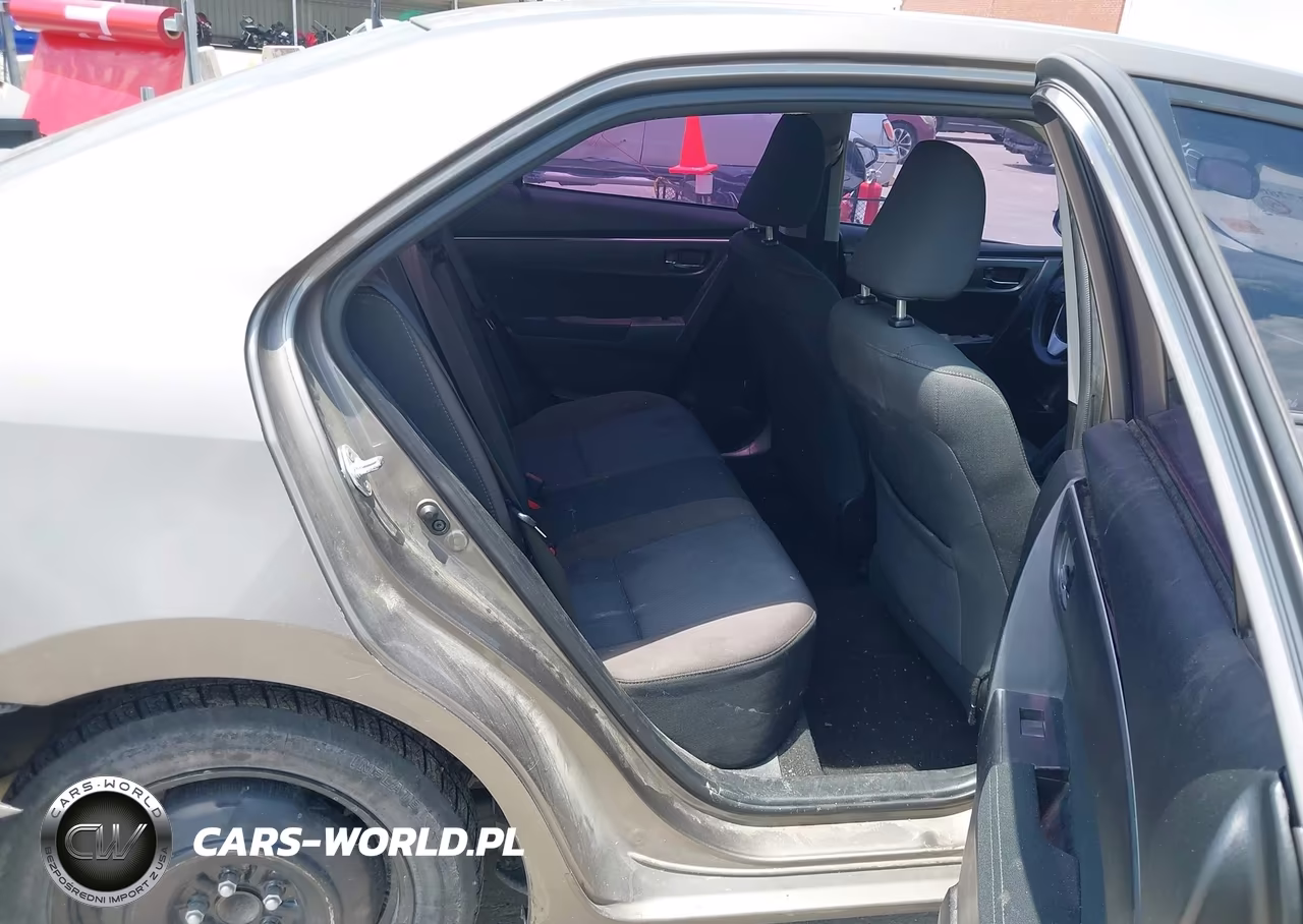 2017 Toyota Corolla Le VIN:5YFBURHE4HP599648 - 8