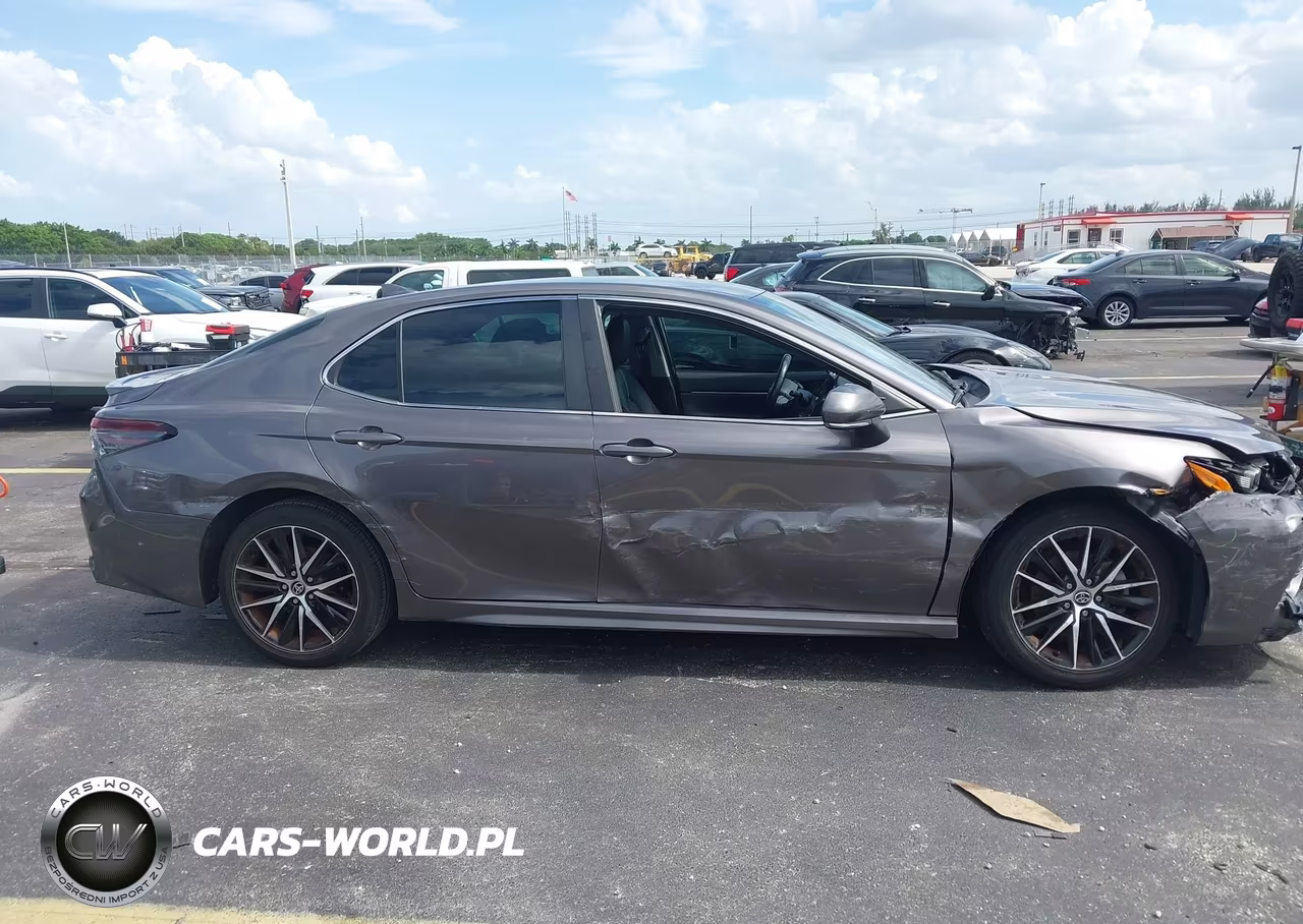 2022 Toyota Camry Se VIN:4T1G11AK2NU651658 - 13