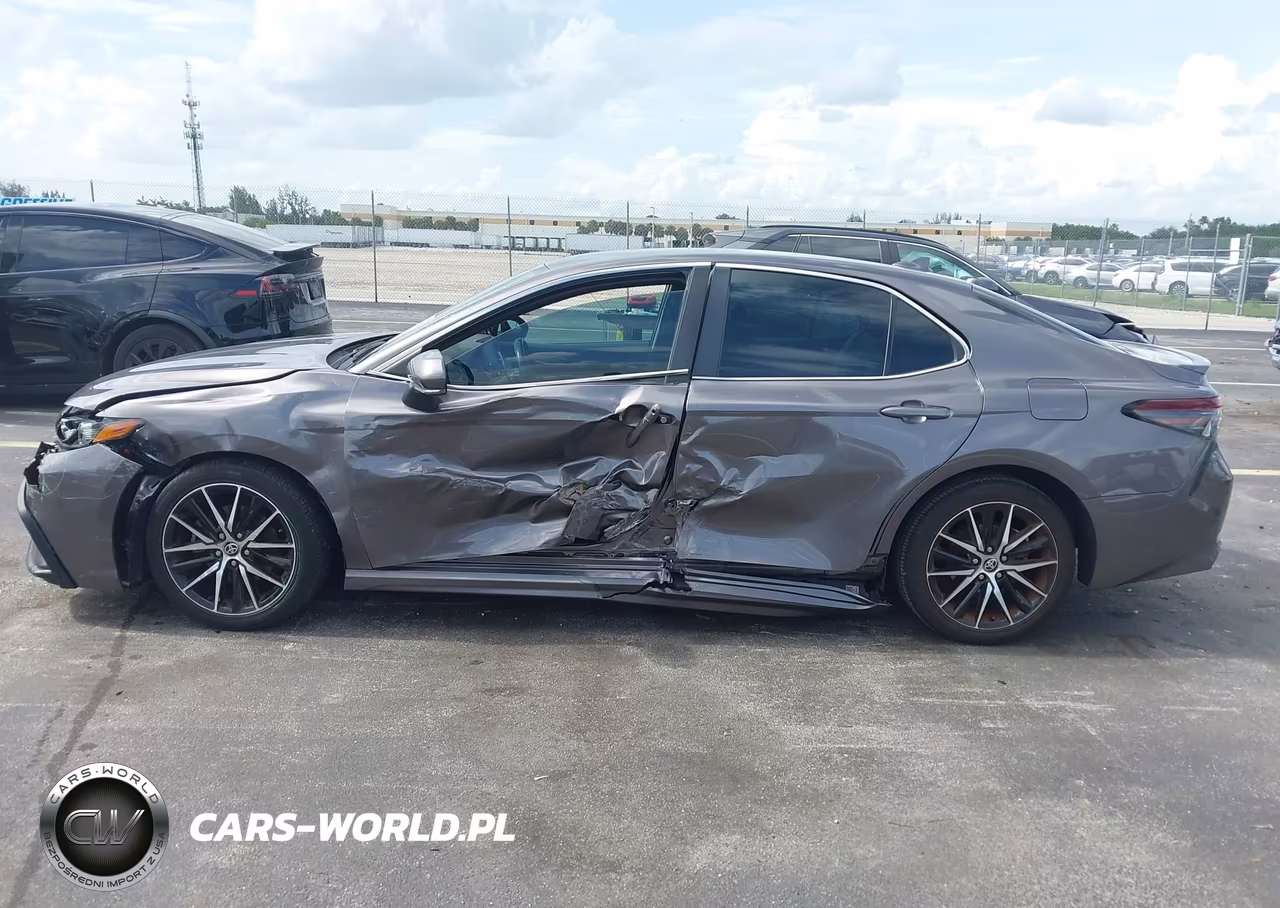 2022 Toyota Camry Se VIN:4T1G11AK2NU651658 - 14
