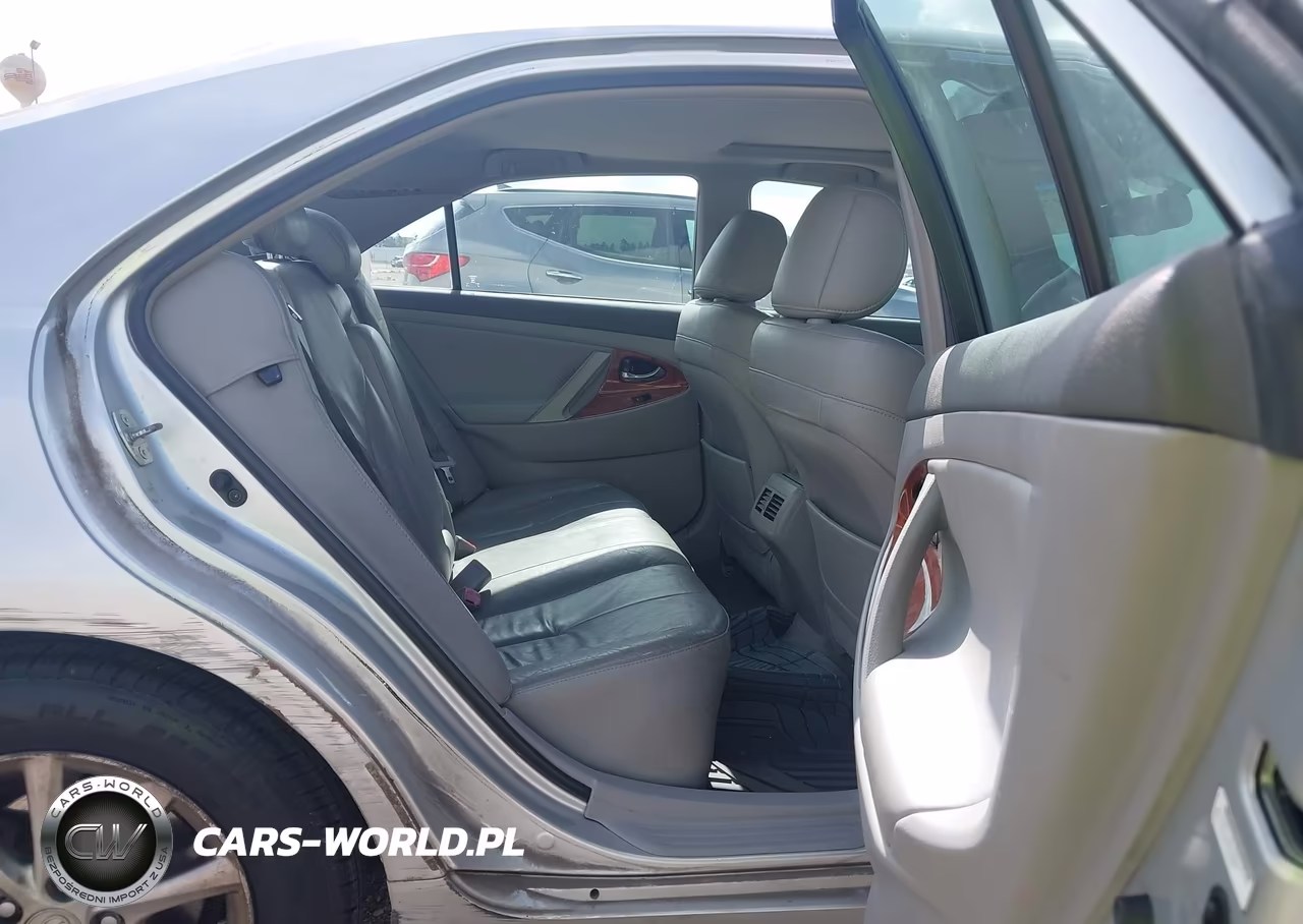 2011 Toyota Camry Hybrid VIN:4T1BB3EK8BU130825 - 8