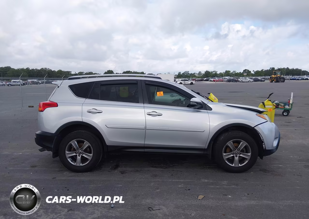 2015 Toyota Rav4 Xle VIN:JTMRFREV9FD159681 - 13
