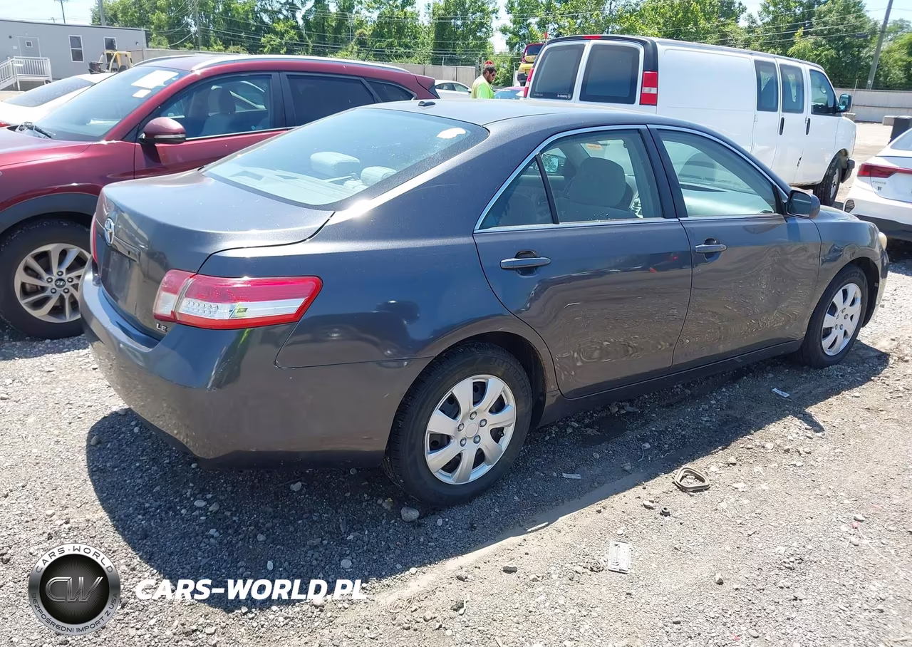 2011 Toyota Camry Le VIN:4T1BF3EKXBU175236 - 4
