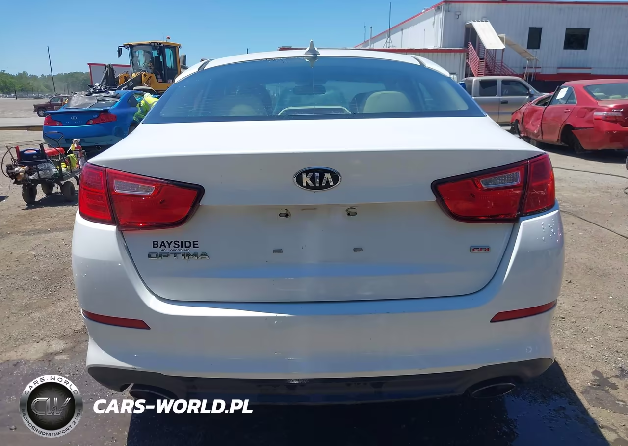 2015 Kia Optima Lx VIN:5XXGM4A79FG422619 - 17