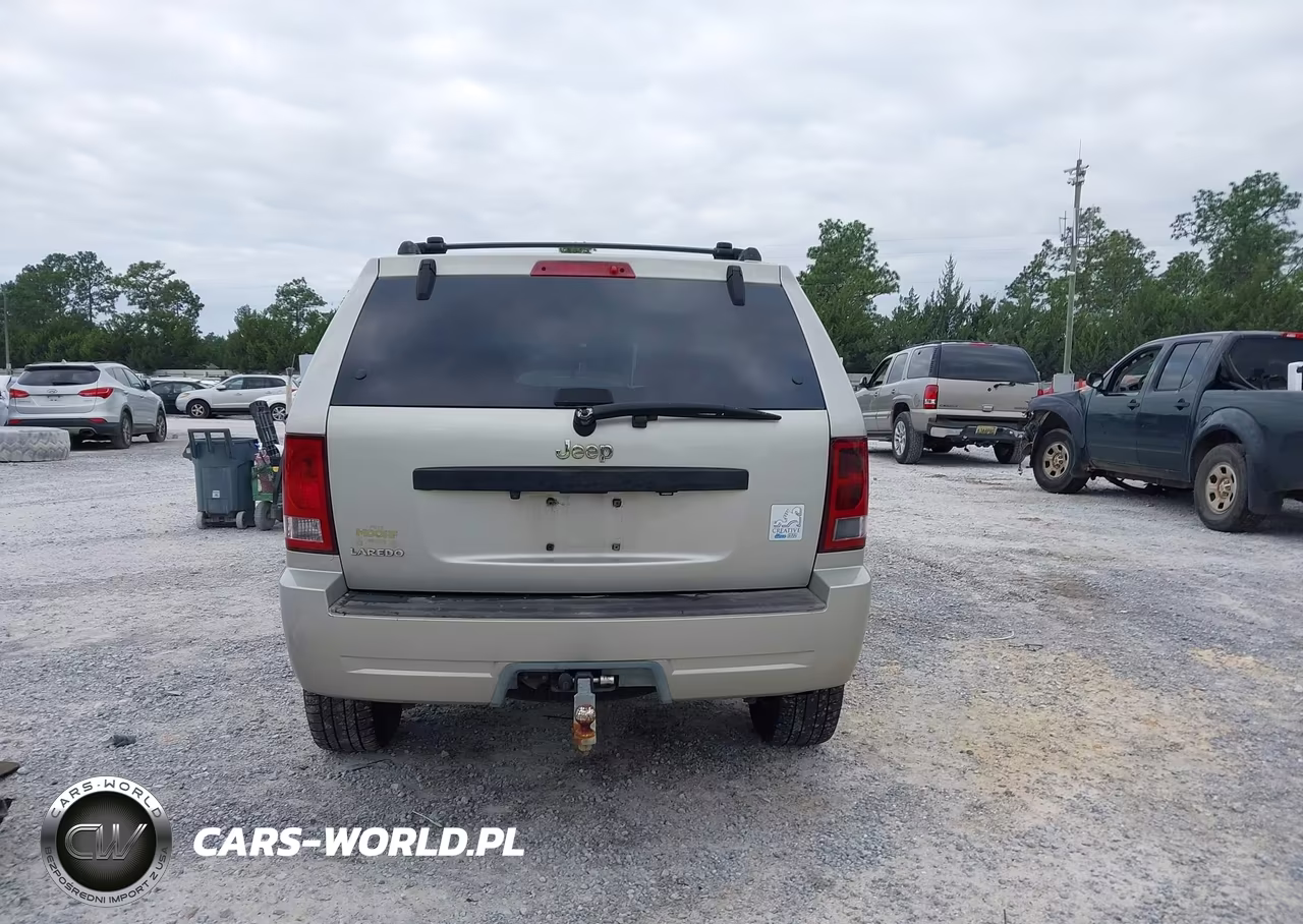 2008 Jeep Grand Cherokee Laredo VIN:1J8GS48KX8C212235 - 17