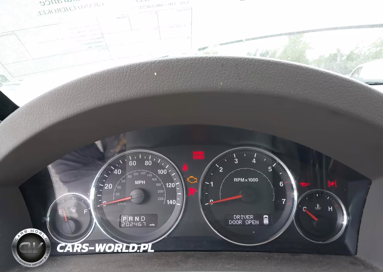 2008 Jeep Grand Cherokee Laredo VIN:1J8GS48KX8C212235 - 7