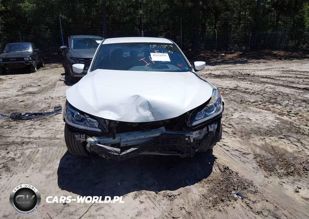 2017 Honda Accord Sport VIN:1HGCR2F59HA051859 - 13