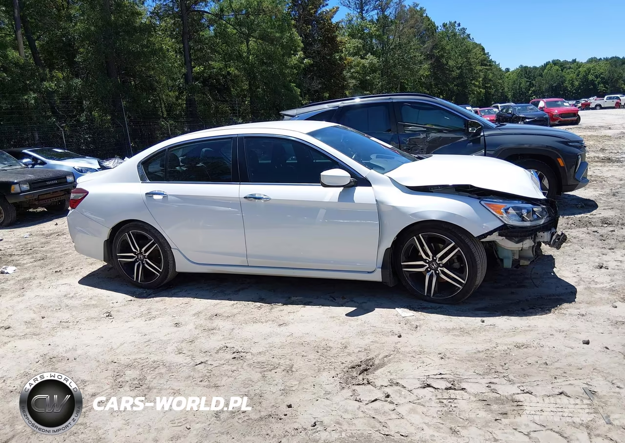 2017 Honda Accord Sport VIN:1HGCR2F59HA051859 - 14