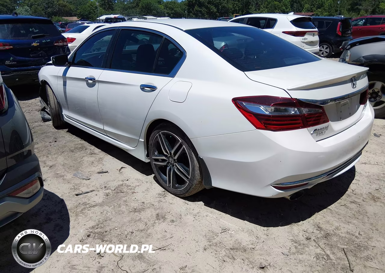 2017 Honda Accord Sport VIN:1HGCR2F59HA051859 - 3