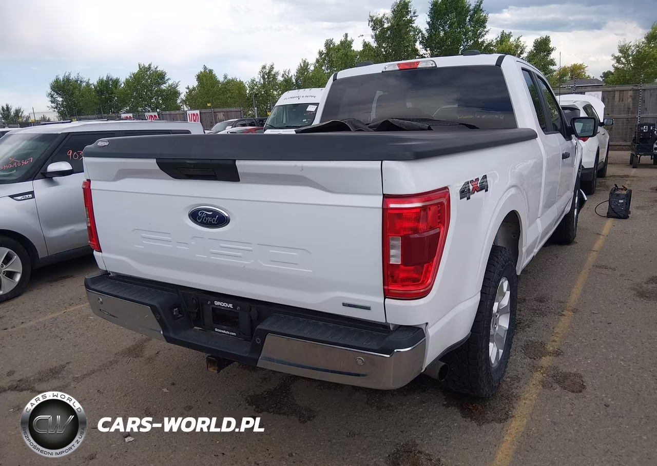 2022 Ford F-150 Xlt VIN:1FTEX1EP2NKF30737 - 4