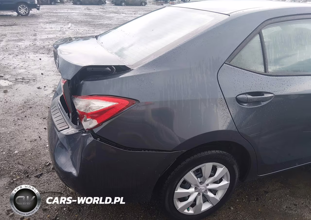 2016 Toyota Corolla Le VIN:5YFBURHE6GP550336 - 17