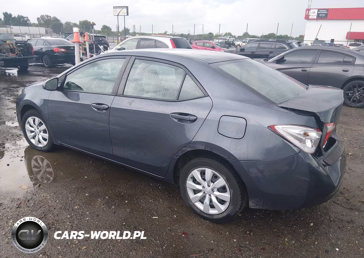 2016 Toyota Corolla Le VIN:5YFBURHE6GP550336 - 3