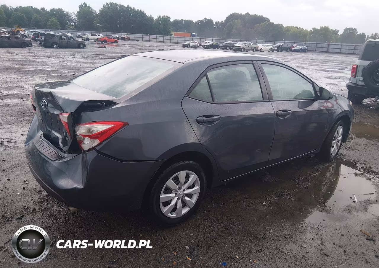 2016 Toyota Corolla Le VIN:5YFBURHE6GP550336 - 4
