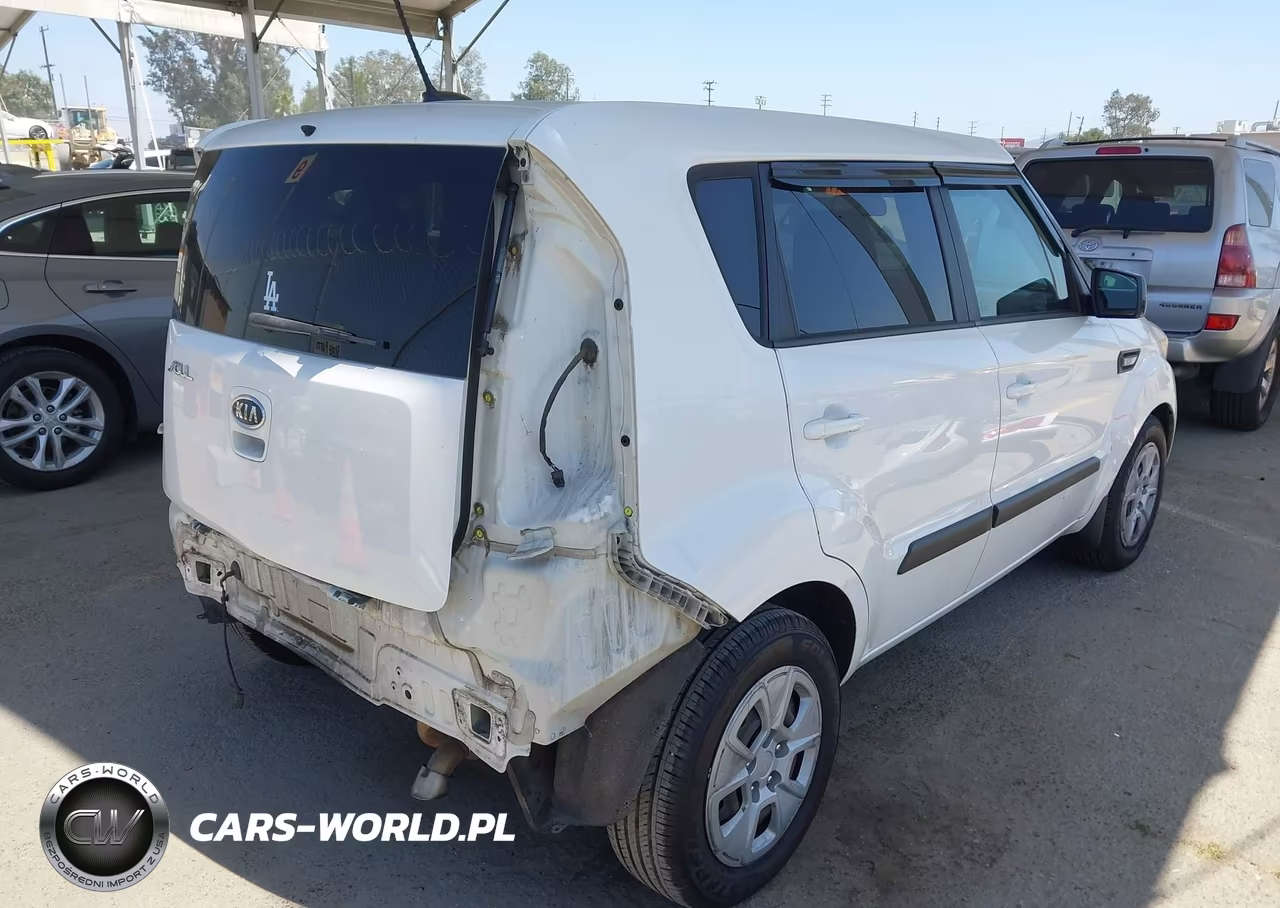 2012 Kia Soul VIN:KNDJT2A58C7477787 - 4