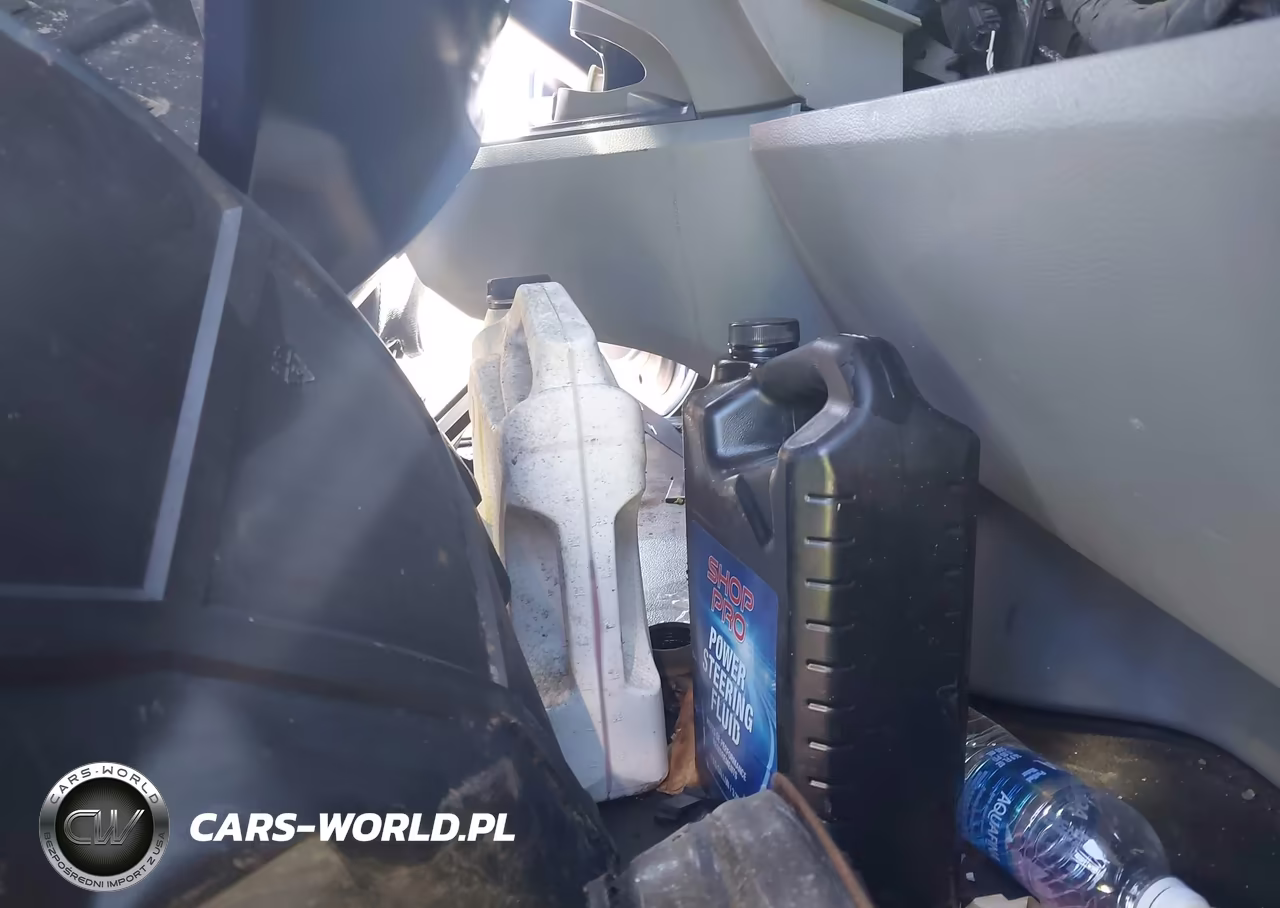2020 Kenworth T680 VIN:1XKYDP9X4LJ348239 - 24