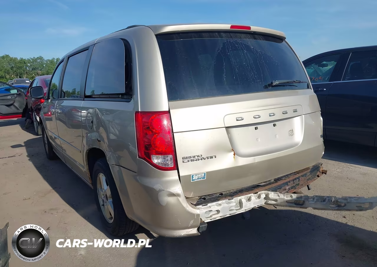 2013 Dodge Grand Caravan Sxt VIN:2C4RDGCG3DR552858 - 3