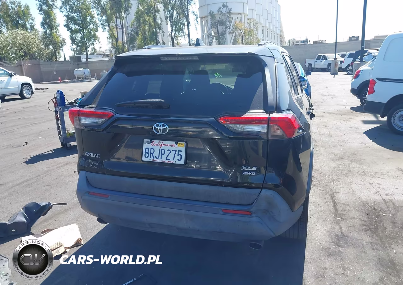 2020 Toyota Rav4 Xle VIN:2T3P1RFV4LC093044 - 17