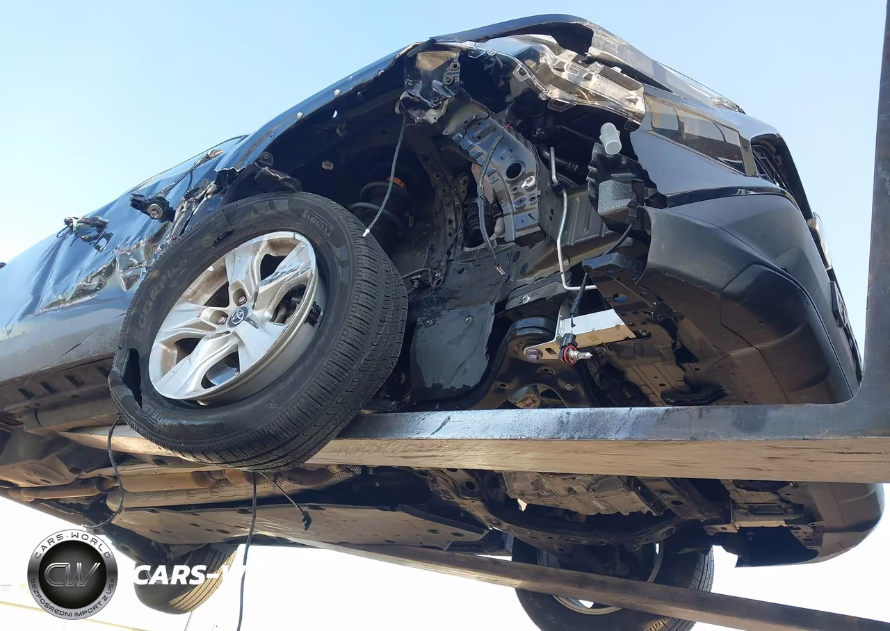 2020 Toyota Rav4 Xle VIN:2T3P1RFV4LC093044 - 18