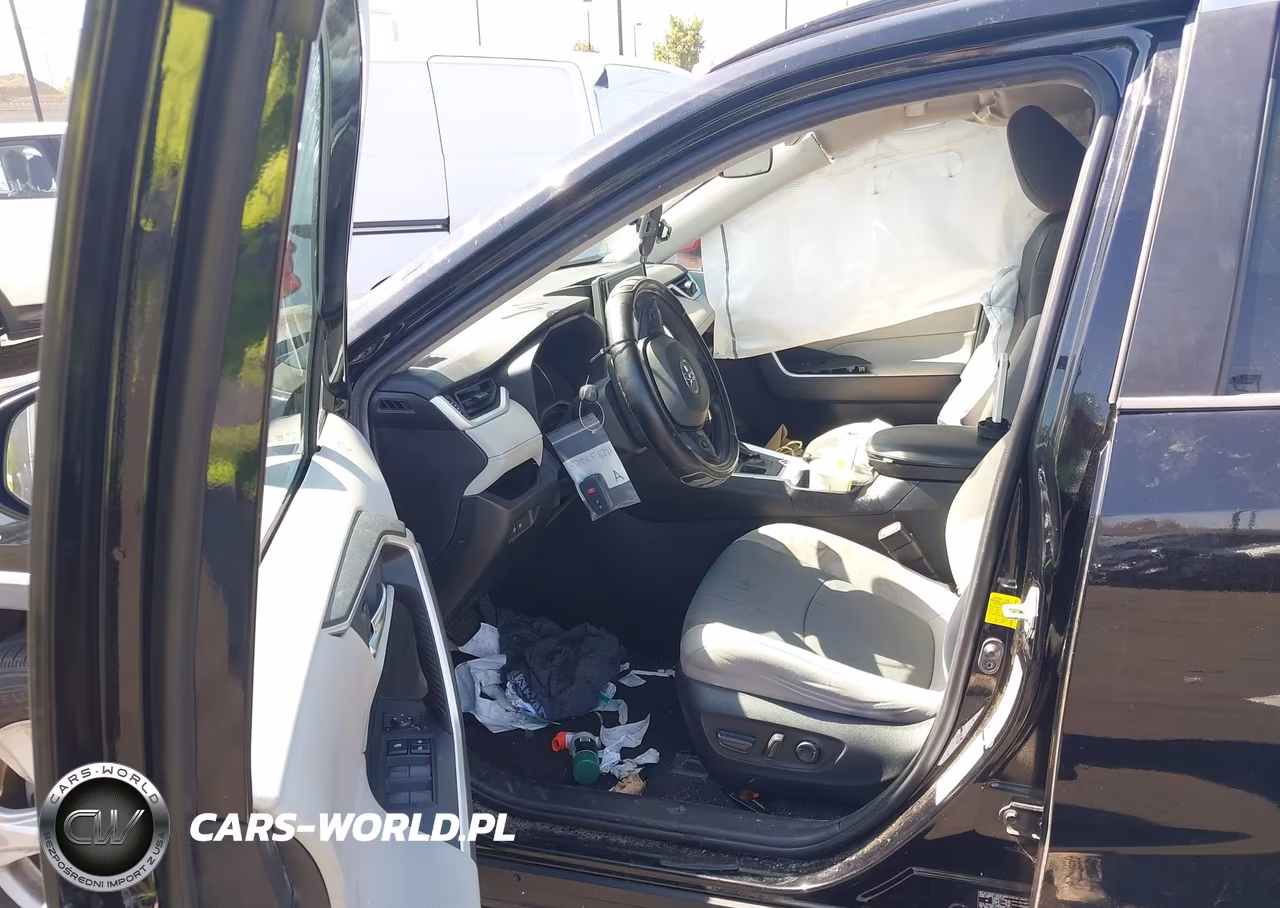 2020 Toyota Rav4 Xle VIN:2T3P1RFV4LC093044 - 5
