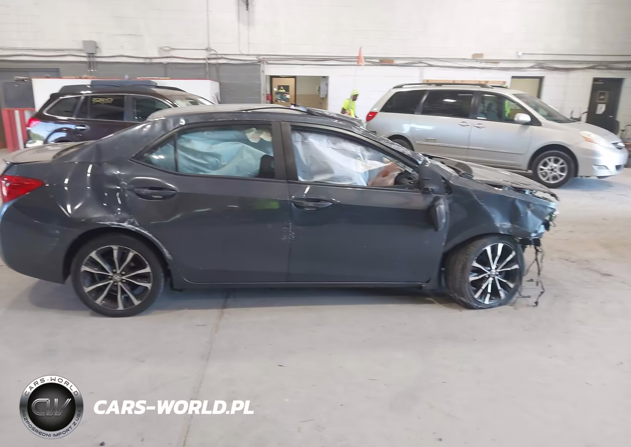 2018 Toyota Corolla Se VIN:2T1BURHE5JC049879 - 12