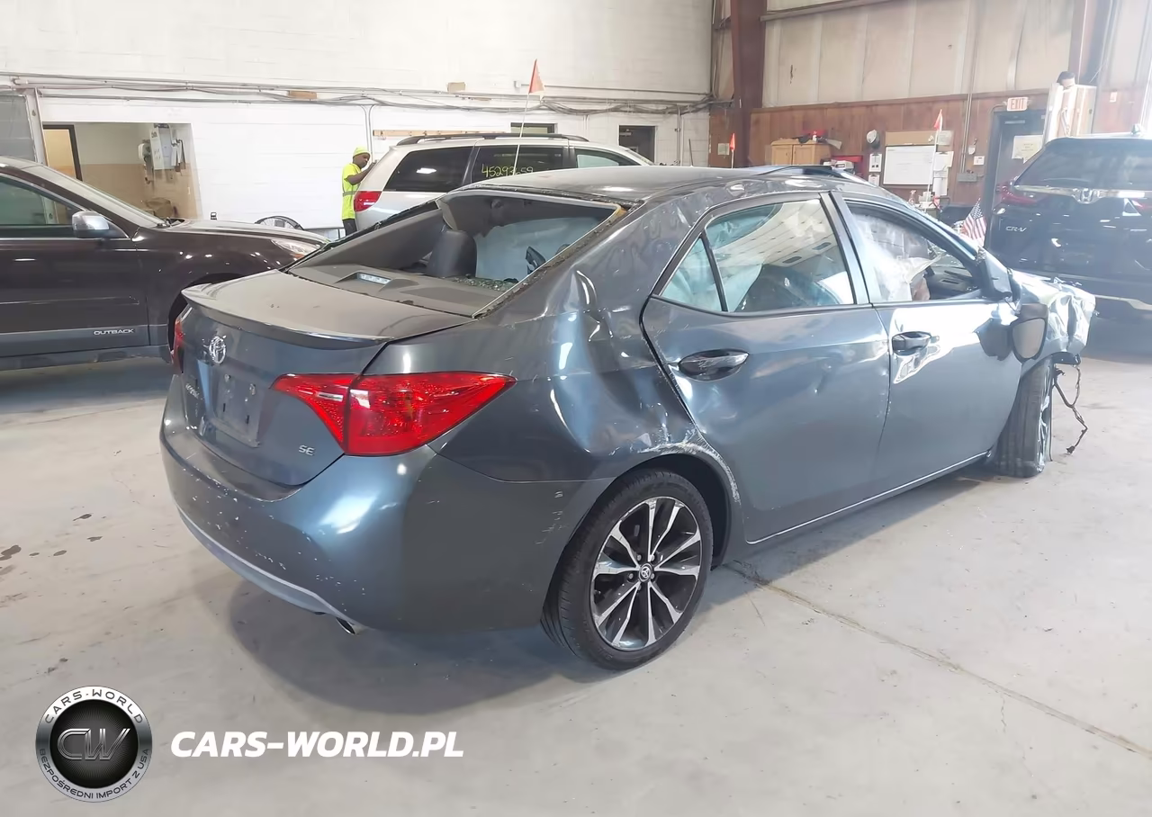 2018 Toyota Corolla Se VIN:2T1BURHE5JC049879 - 4