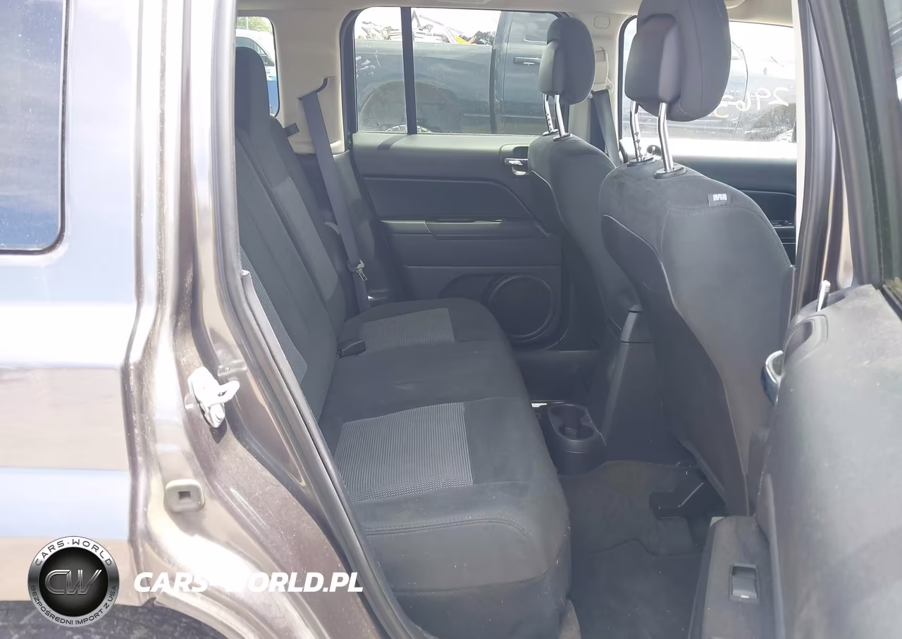 2017 Jeep Patriot Sport Fwd VIN:1C4NJPBA9HD145463 - 8