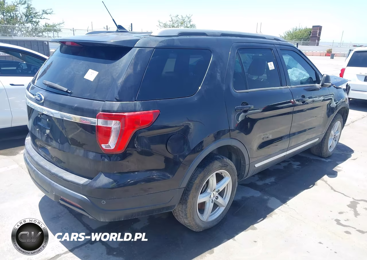 2019 Ford Explorer Xlt VIN:1FM5K7D85KGA47006 - 4
