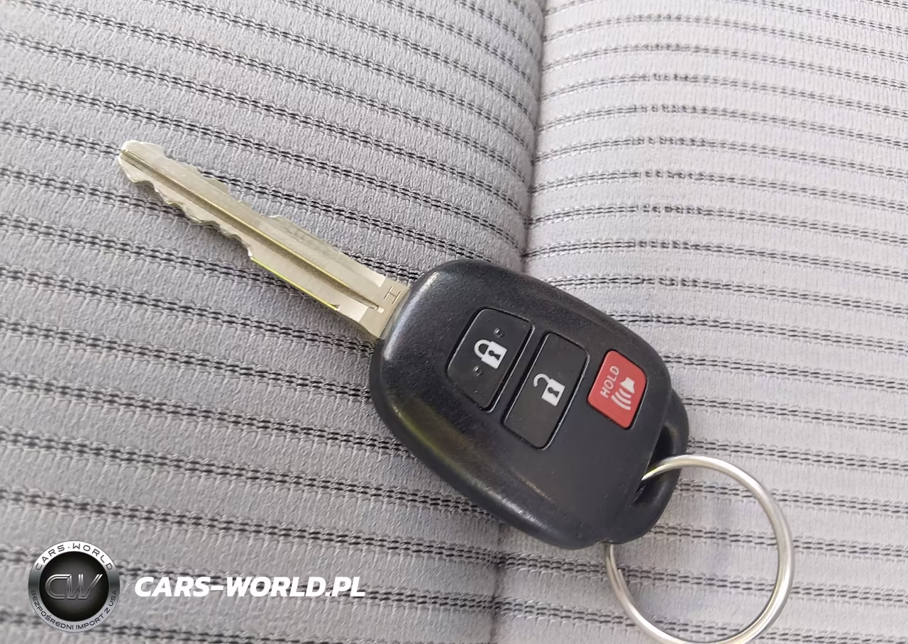 2015 Toyota Rav4 Le VIN:JTMBFREV9FD161903 - 11