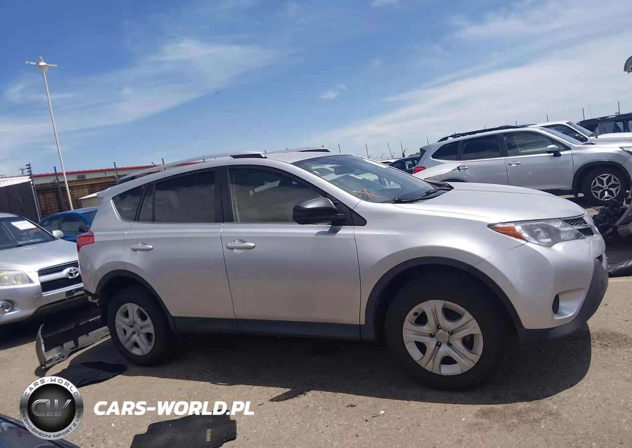 2015 Toyota Rav4 Le VIN:JTMBFREV9FD161903 - 14