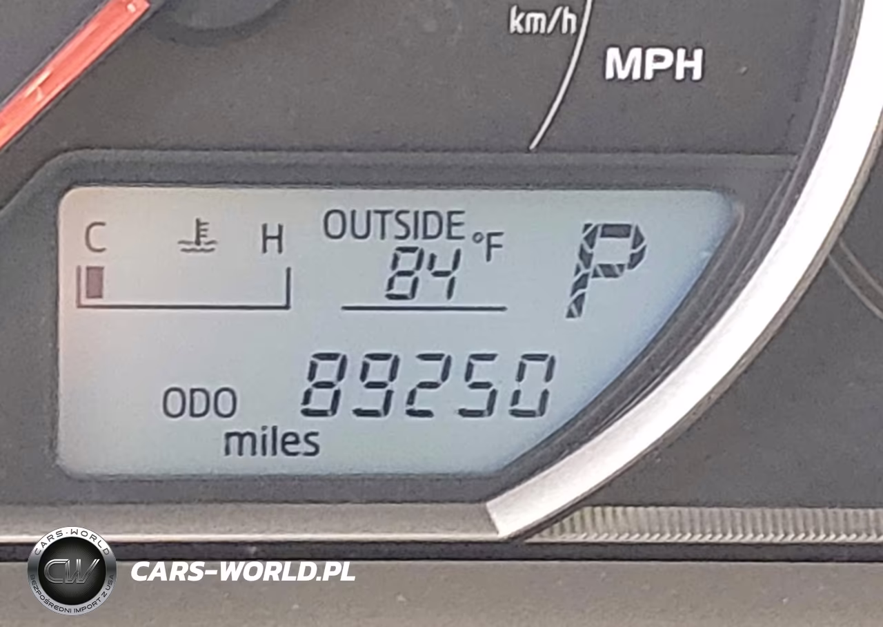 2015 Toyota Rav4 Le VIN:JTMBFREV9FD161903 - 16