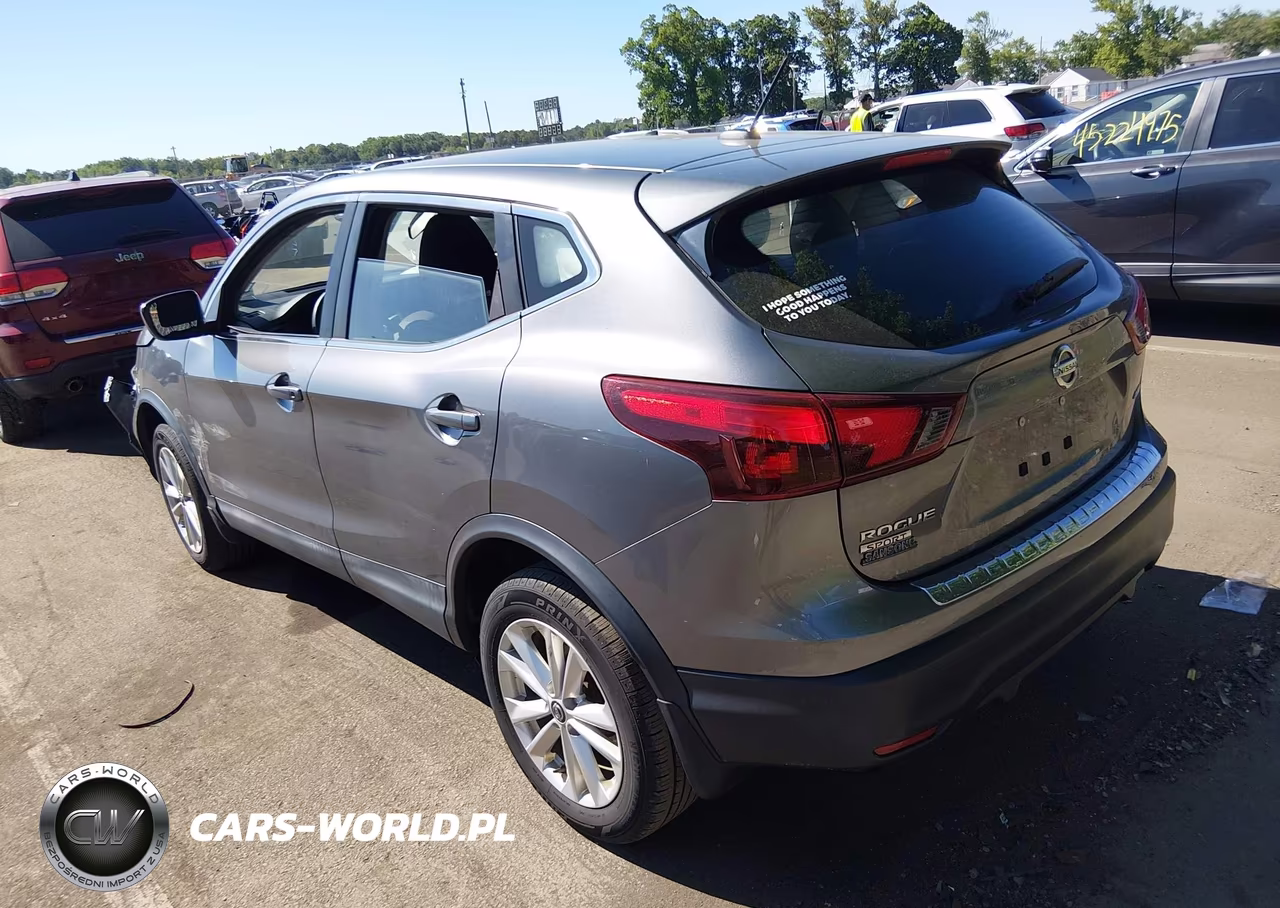 2019 Nissan Rogue Sport S VIN:JN1BJ1CR2KW629459 - 3