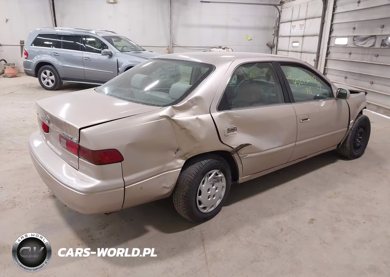 TOYOTA CAMRY VIN:4T1BG22K2WU230909 - 4