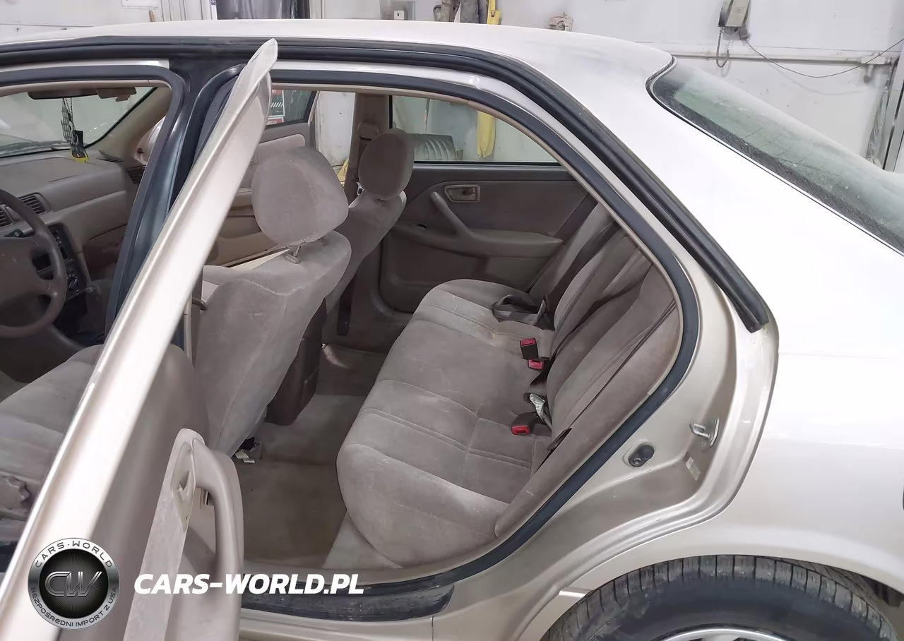 TOYOTA CAMRY VIN:4T1BG22K2WU230909 - 8