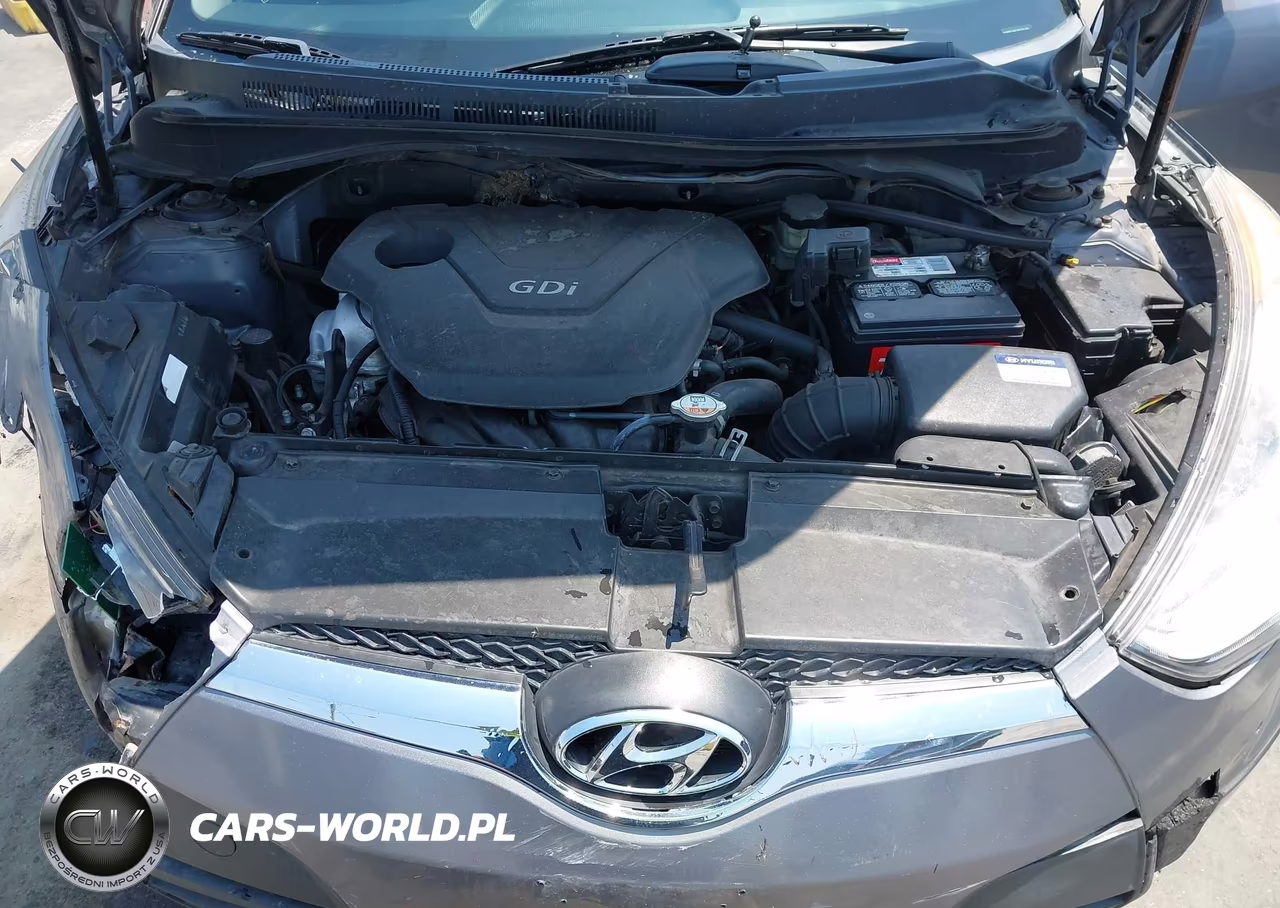 2017 Hyundai Veloster VIN:KMHTC6AD1HU307394 - 10