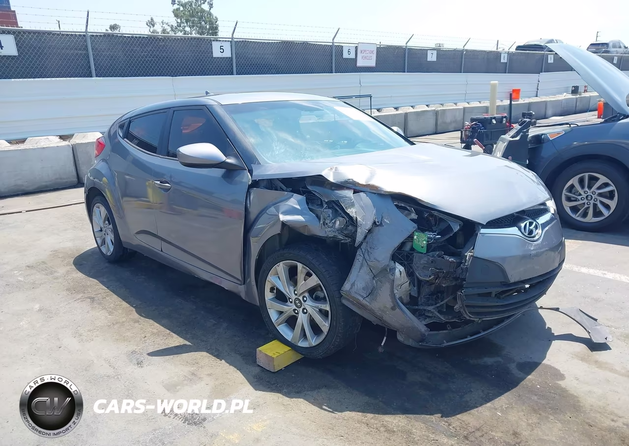 2017 Hyundai Veloster VIN:KMHTC6AD1HU307394 - 6