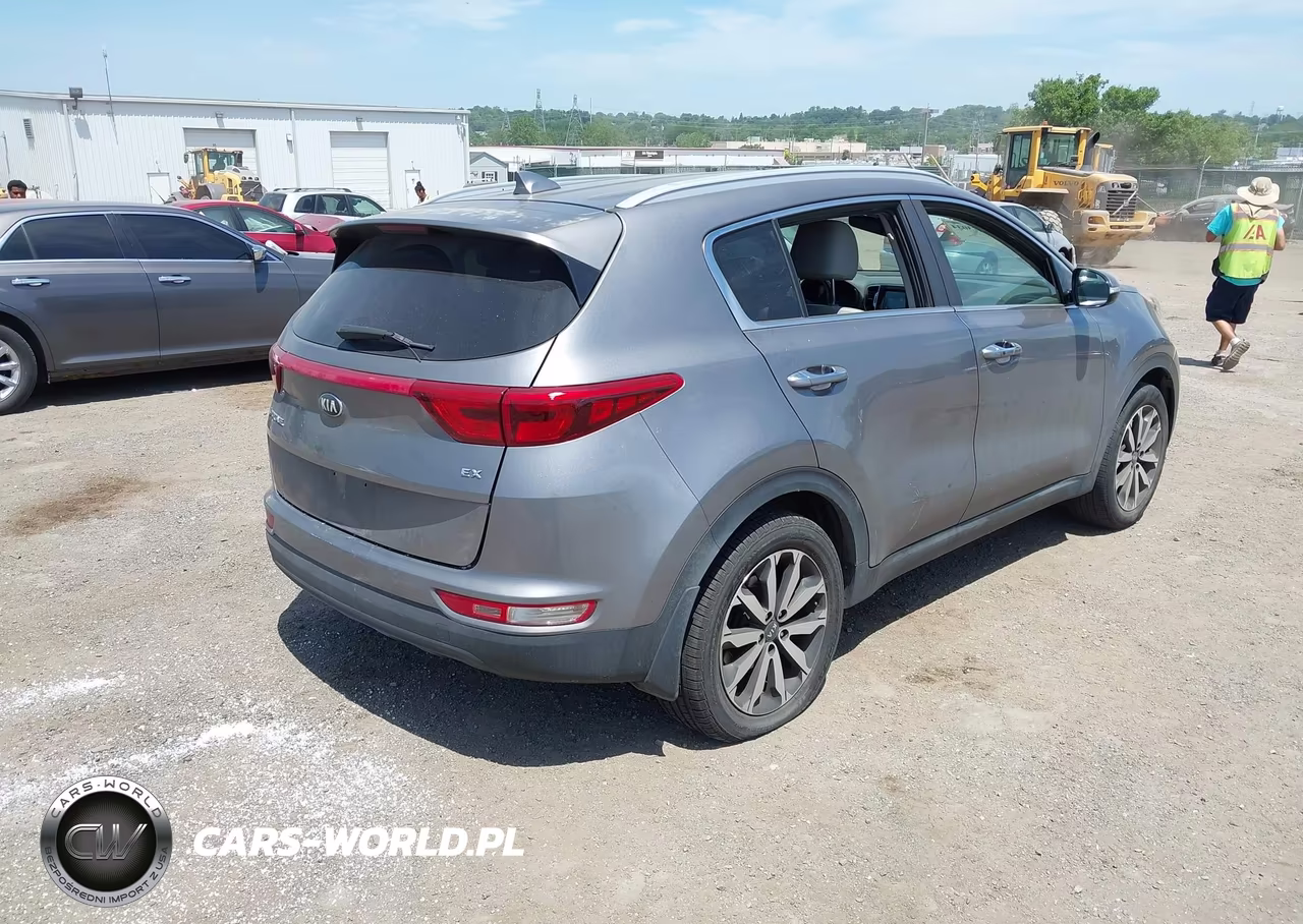 2018 Kia Sportage Ex VIN:KNDPN3AC8J7383558 - 4