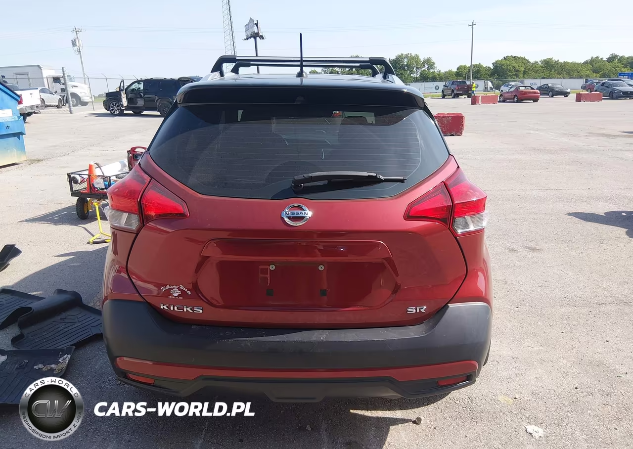 2019 Nissan Kicks Sr VIN:3N1CP5CU2KL535490 - 16