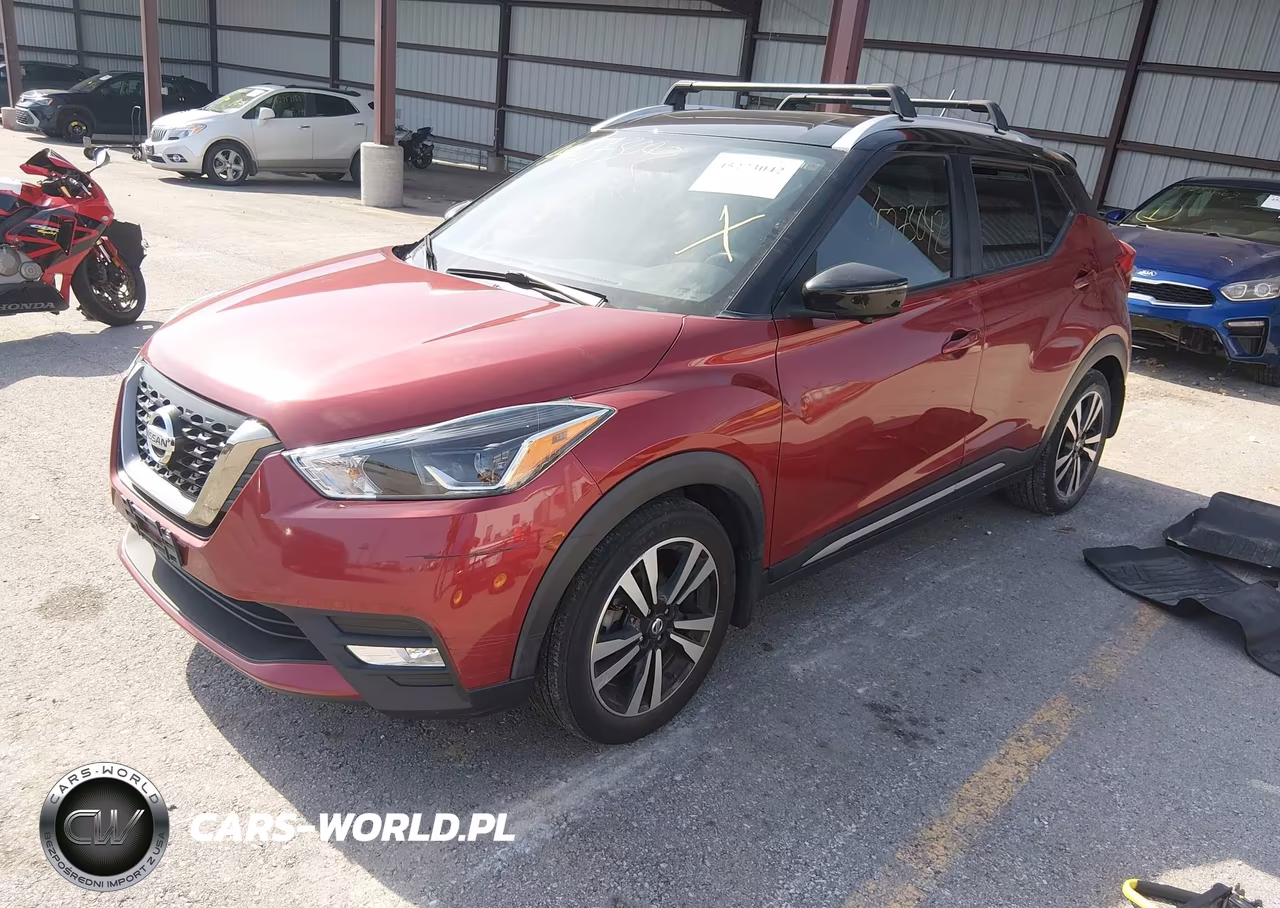 2019 Nissan Kicks Sr VIN:3N1CP5CU2KL535490 - 2