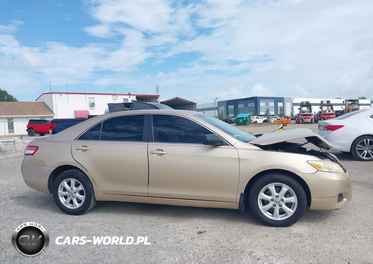 2010 Toyota Camry Le VIN:4T1BF3EK3AU097557 - 13
