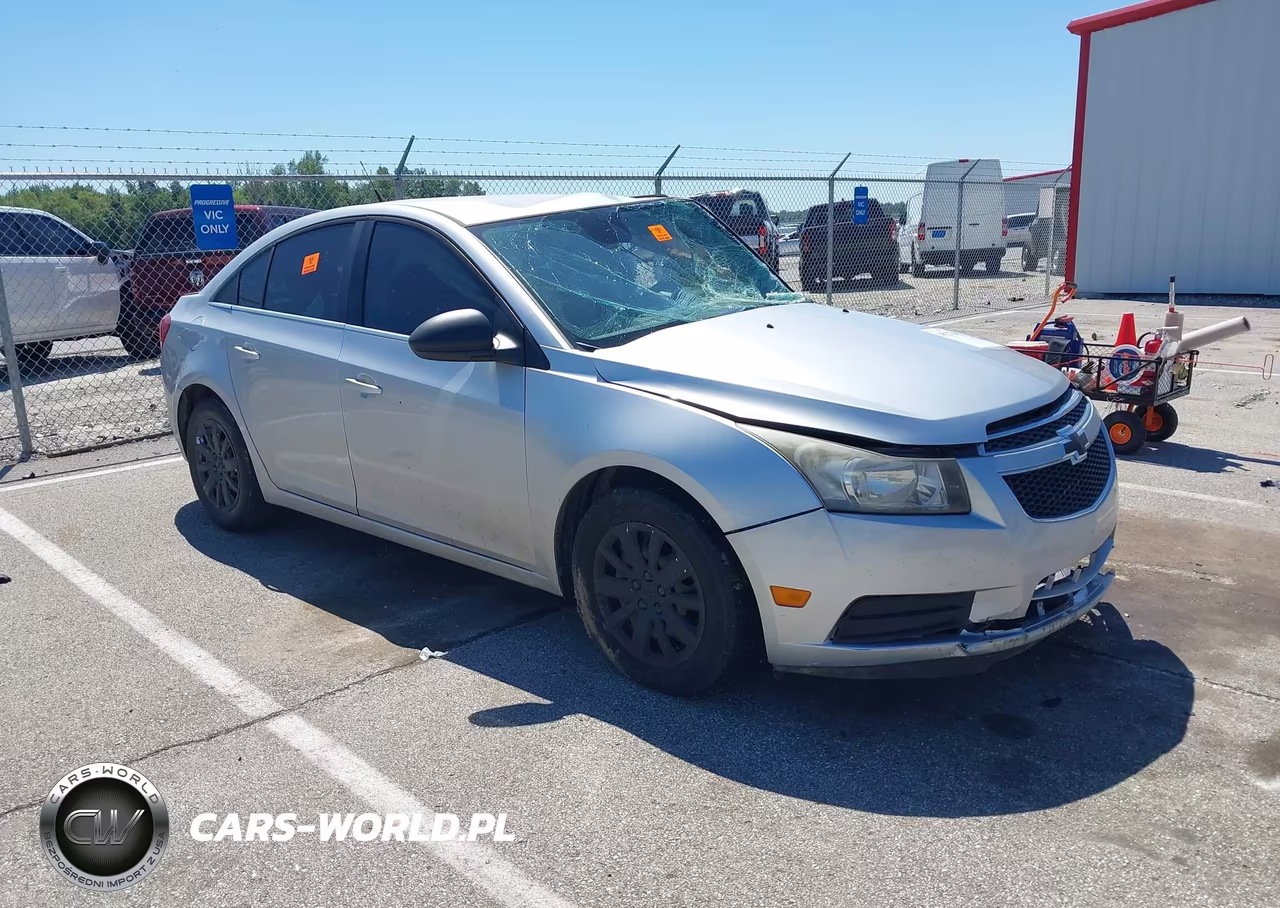 2011 Chevrolet Cruze Ls – zdjęcie 1 z 15