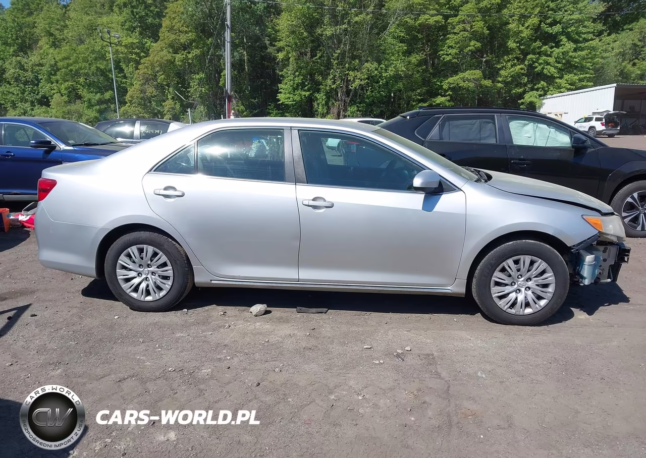 2013 Toyota Camry Le VIN:4T4BF1FK5DR292332 - 14