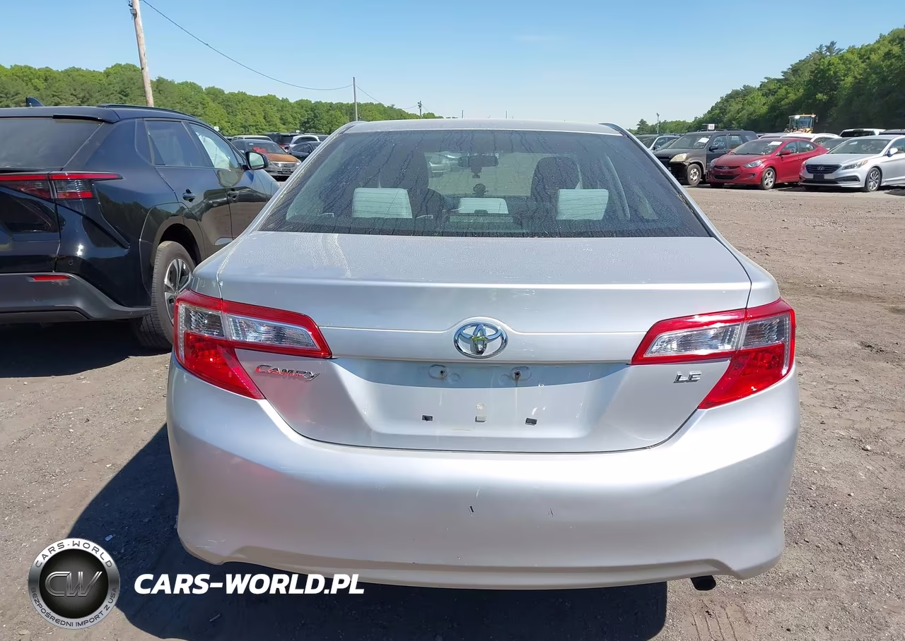2013 Toyota Camry Le VIN:4T4BF1FK5DR292332 - 17