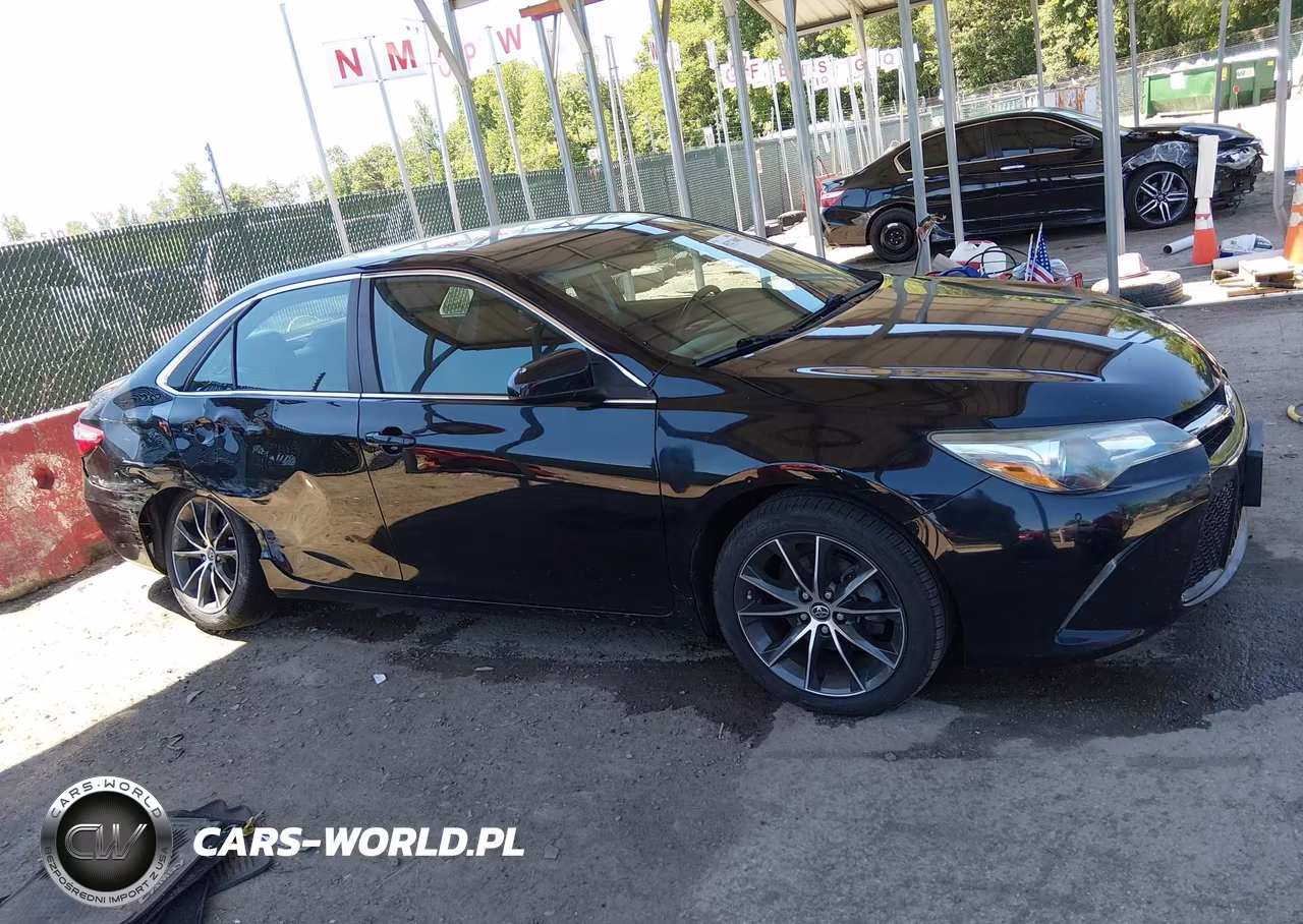 2015 Toyota Camry Xse VIN:4T1BF1FK3FU901026 - 13