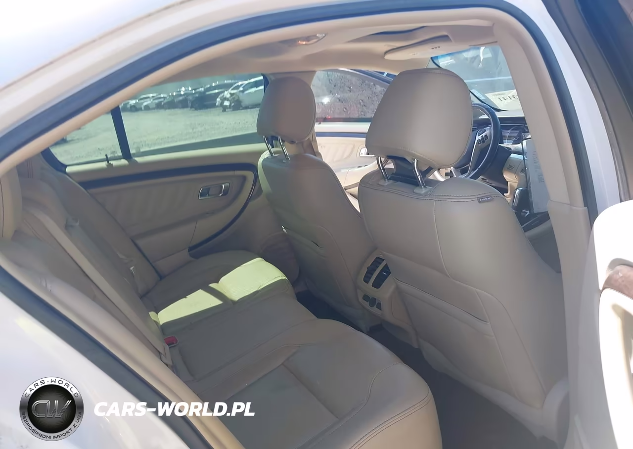 2017 Ford Taurus Limited VIN:1FAHP2F8XHG110313 - 8
