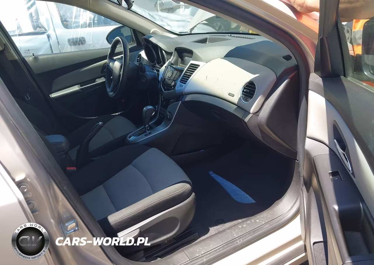 2012 Chevrolet Cruze Ls VIN:1G1PC5SH6C7209270 - 5