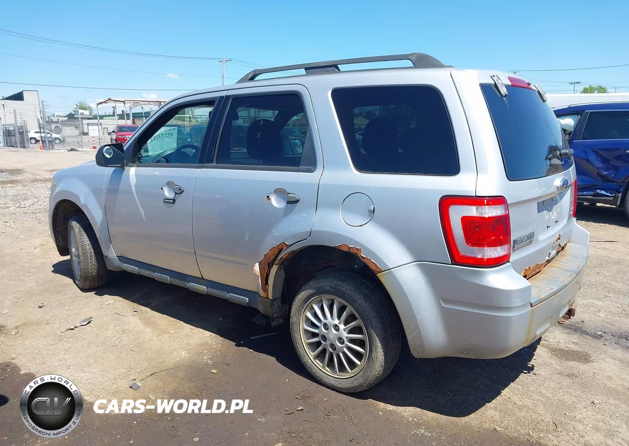 2011 Ford Escape Xlt VIN:1FMCU9DG5BKA67032 - 3