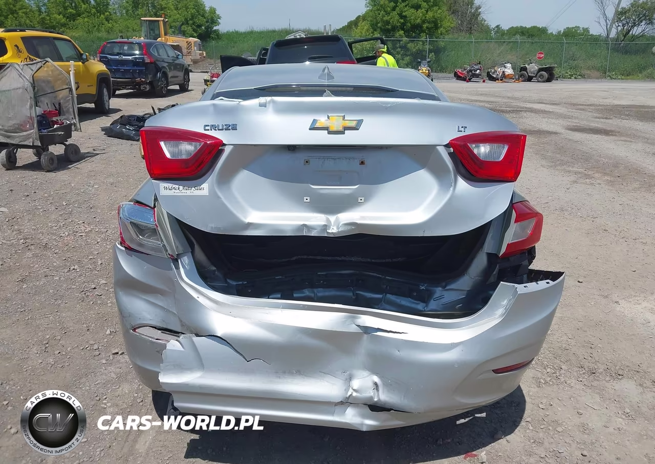 2017 Chevrolet Cruze Lt Auto VIN:1G1BE5SM5H7210306 - 16