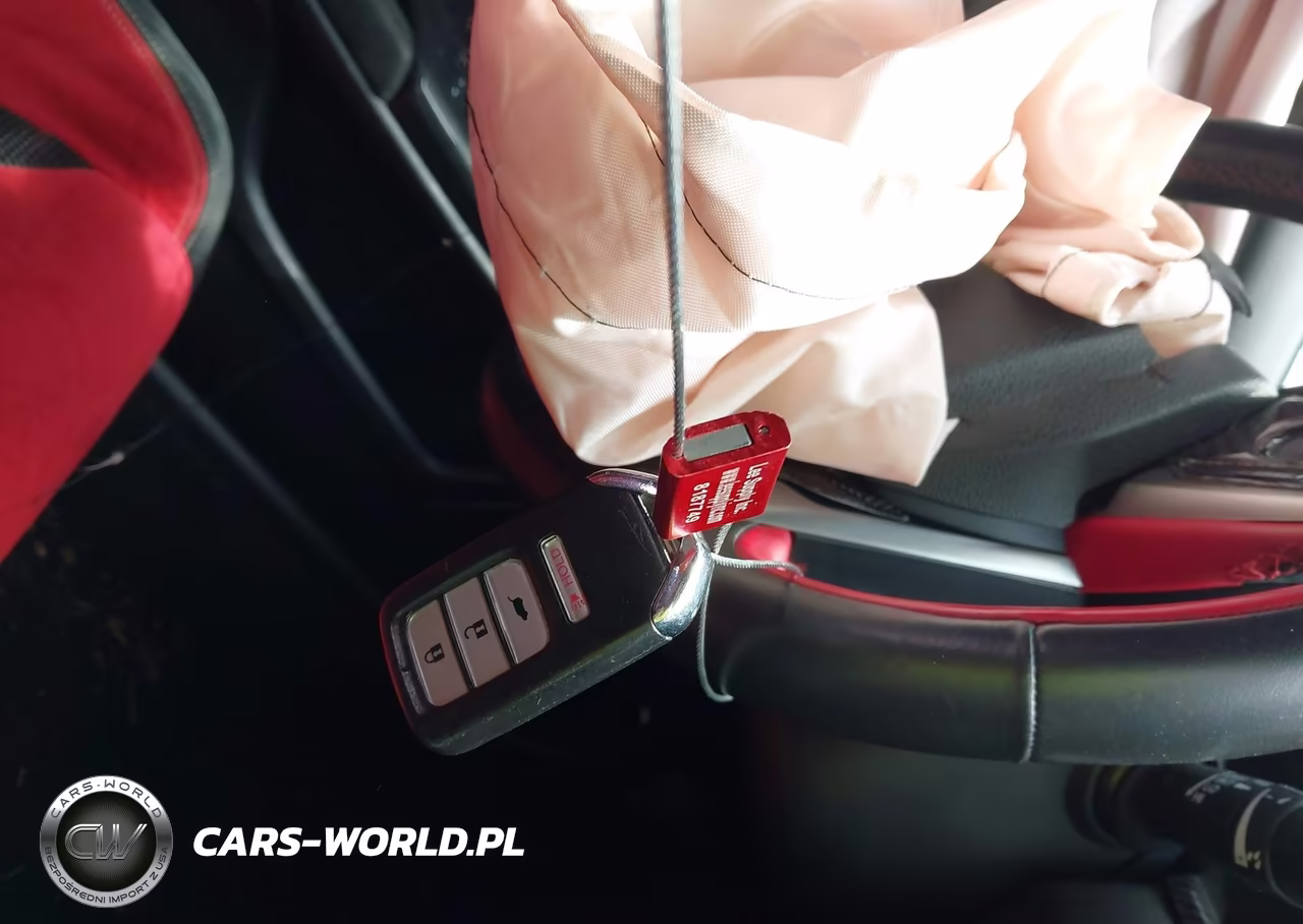 2018 Honda Civic Type R Touring VIN:SHHFK8G78JU202480 - 11