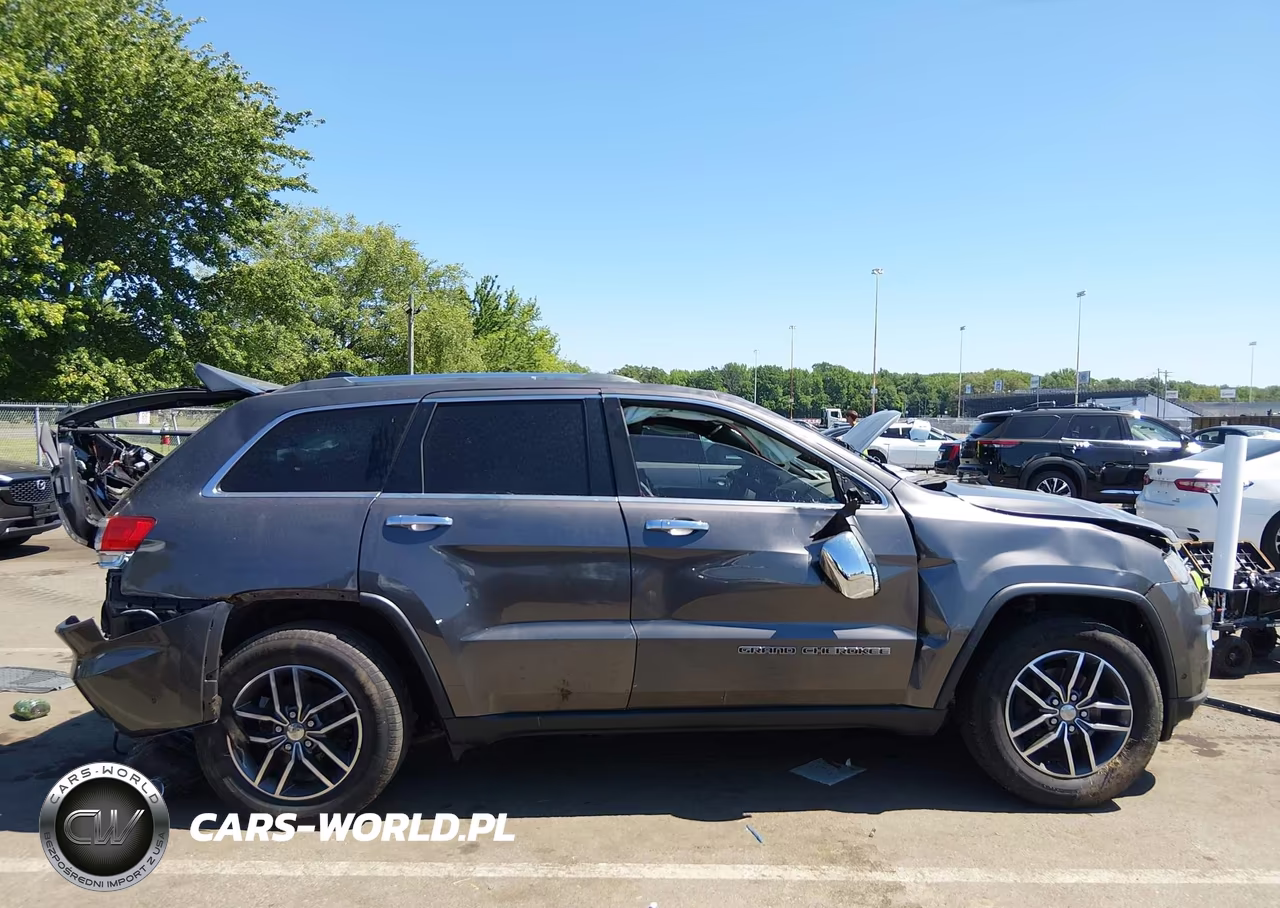 2018 Jeep Grand Cherokee Limited 4X4 VIN:1C4RJFBG8JC230872 - 13
